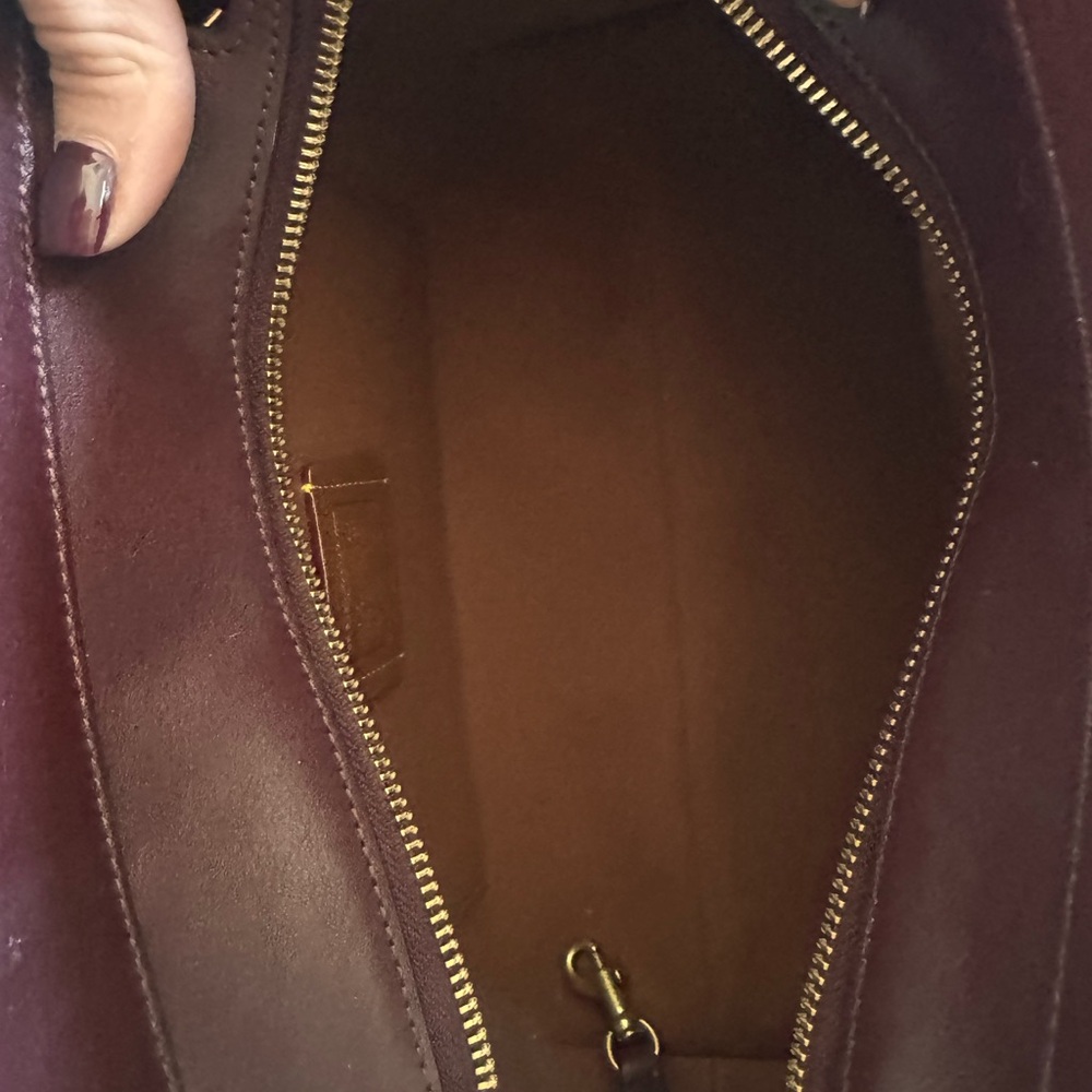 NEW Coach Empire 28 in Merlot - Picture 8 of 13